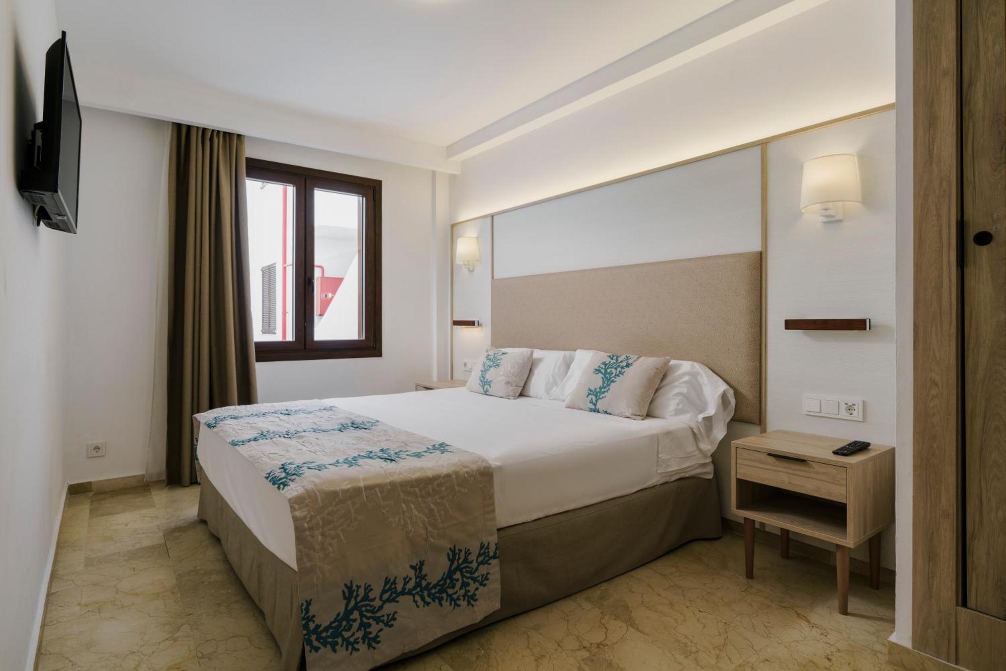 Cala D´Or Alua Suites Las Rocas מראה חיצוני תמונה